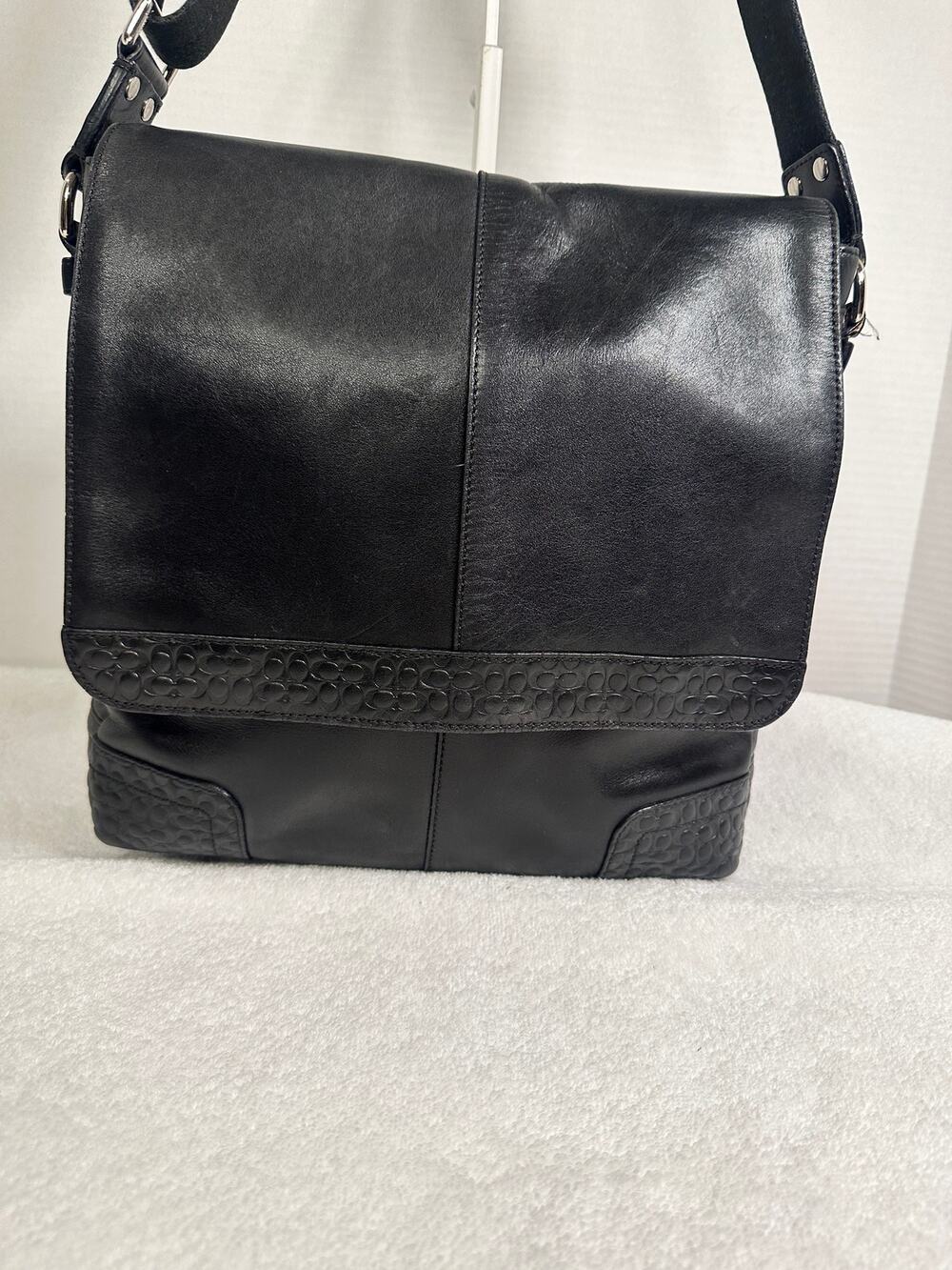 Coach Black Leather Messenger Crossbody Bag with Dust Bag